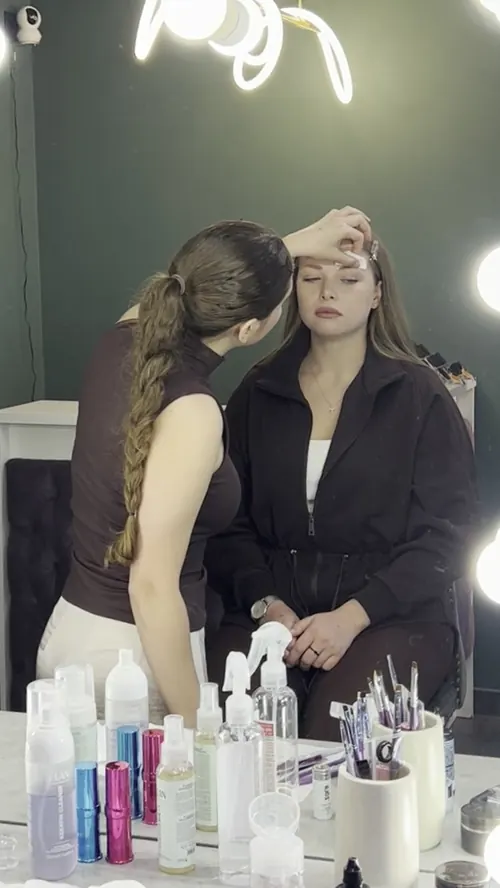 Брови, London Beauty Hub Львів
