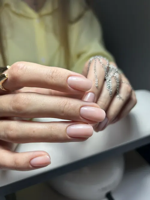 Нарощення нігтів, London Beauty Hub Львів